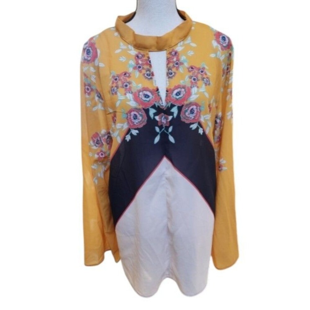 Suzanne Betro Plus Size 1X Bow Back Floral Blouse Long Sleeve